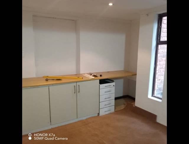 4 BEDROOM PROPERTY TO RENT IN FOREST HILLS